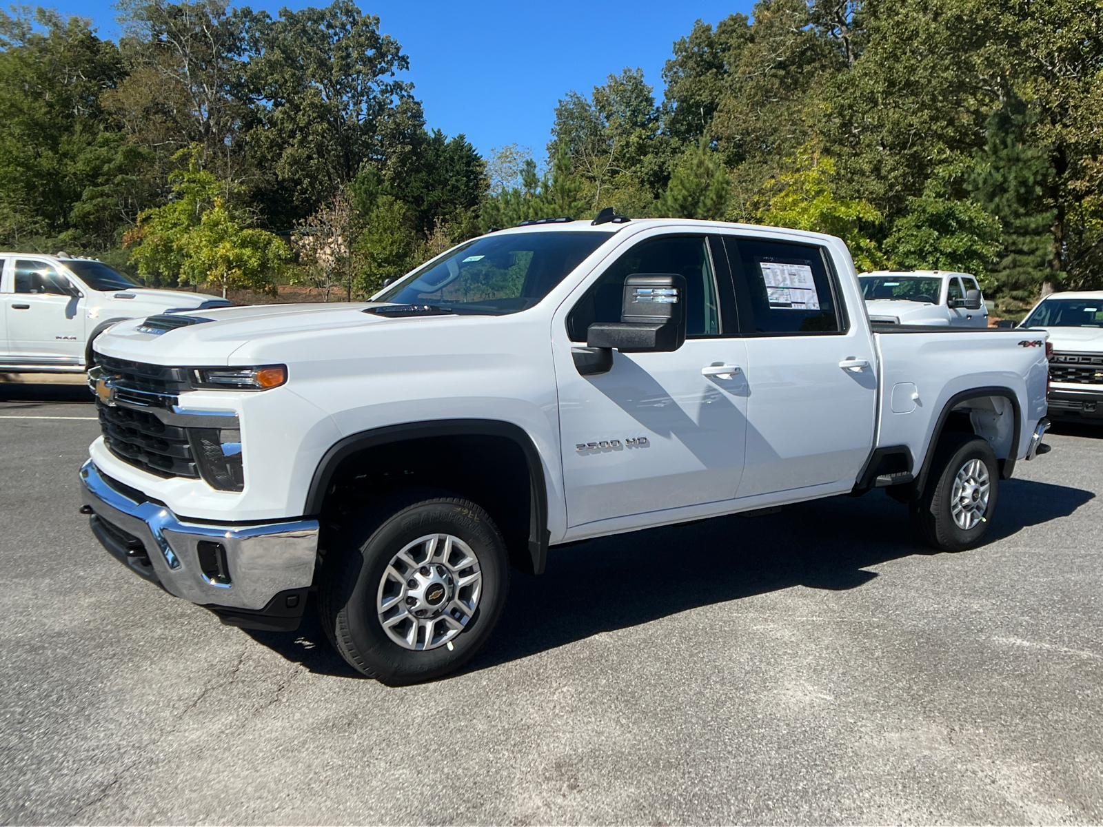 2025 Chevrolet Silverado 2500HD LT 1