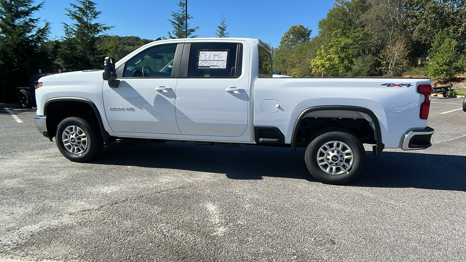 2025 Chevrolet Silverado 2500HD LT 9