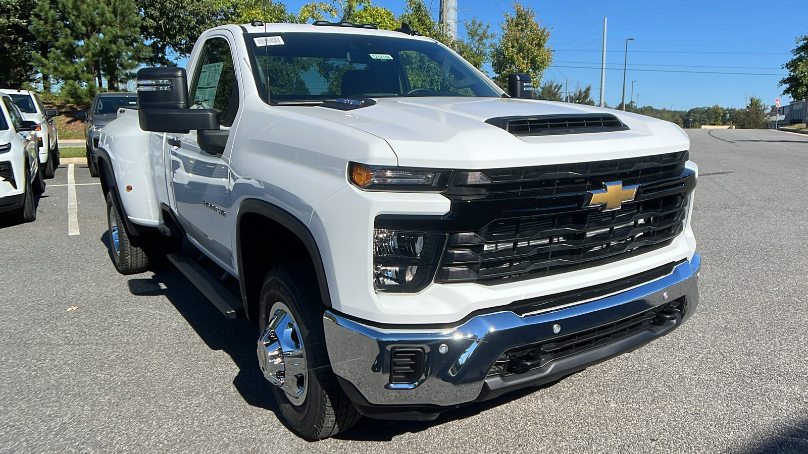 2025 Chevrolet Silverado 3500HD Work Truck 3