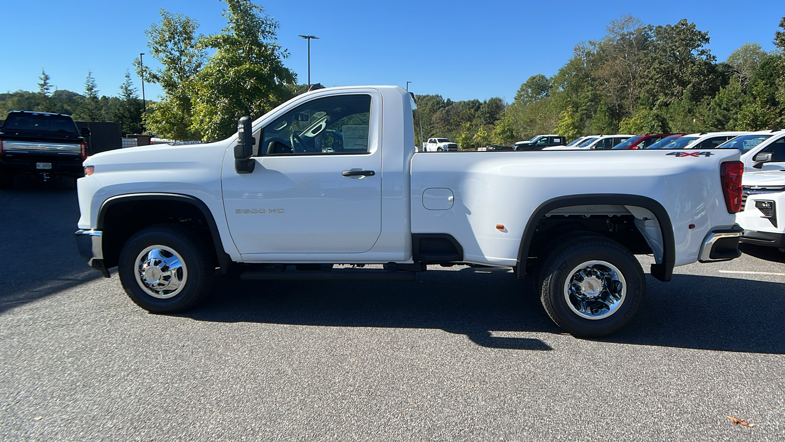 2025 Chevrolet Silverado 3500HD Work Truck 8