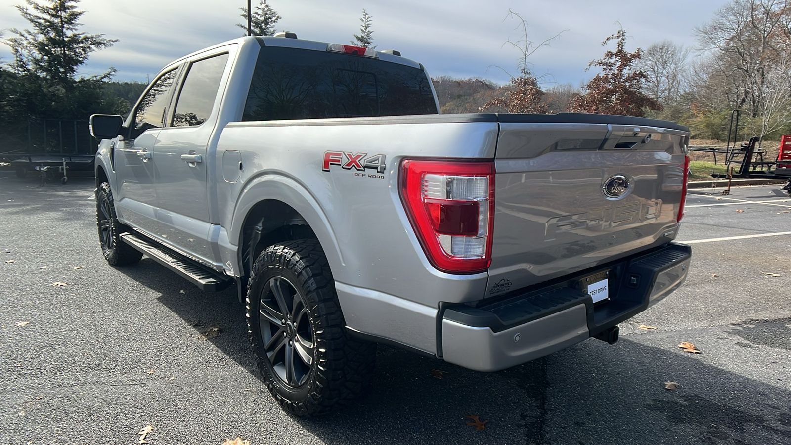 2022 Ford F-150 Lariat 8