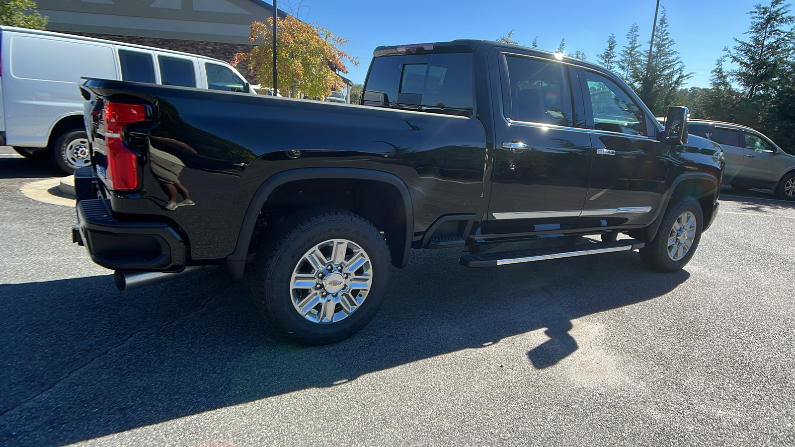 2025 Chevrolet Silverado 3500HD High Country 5