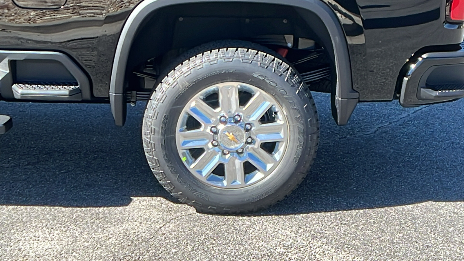 2025 Chevrolet Silverado 3500HD High Country 9