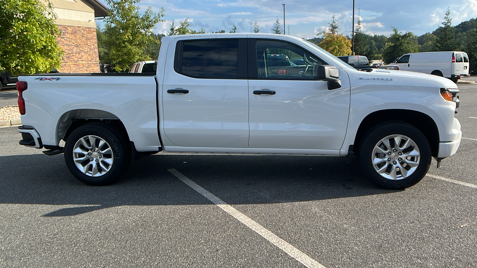 2025 Chevrolet Silverado 1500 Custom 5