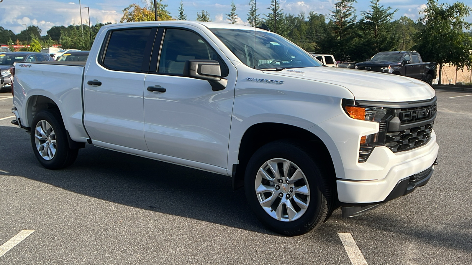 2025 Chevrolet Silverado 1500 Custom 4