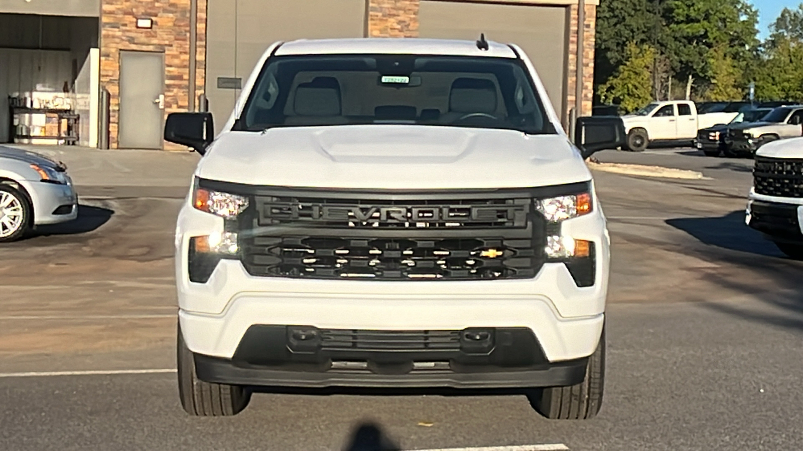 2025 Chevrolet Silverado 1500 Custom 3