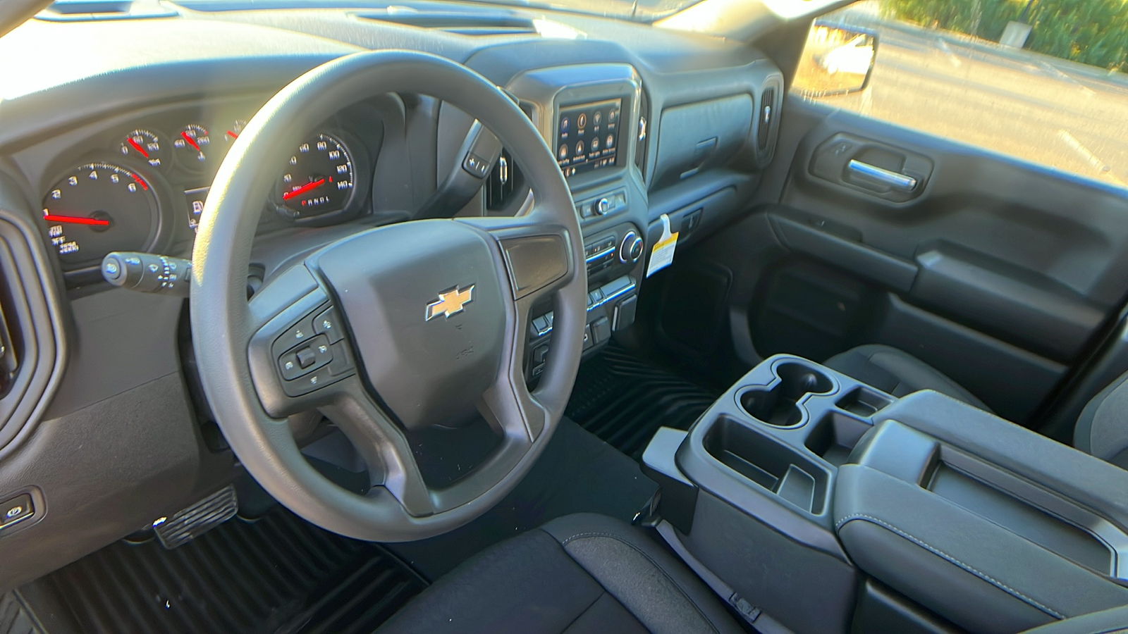 2025 Chevrolet Silverado 1500 Custom 16