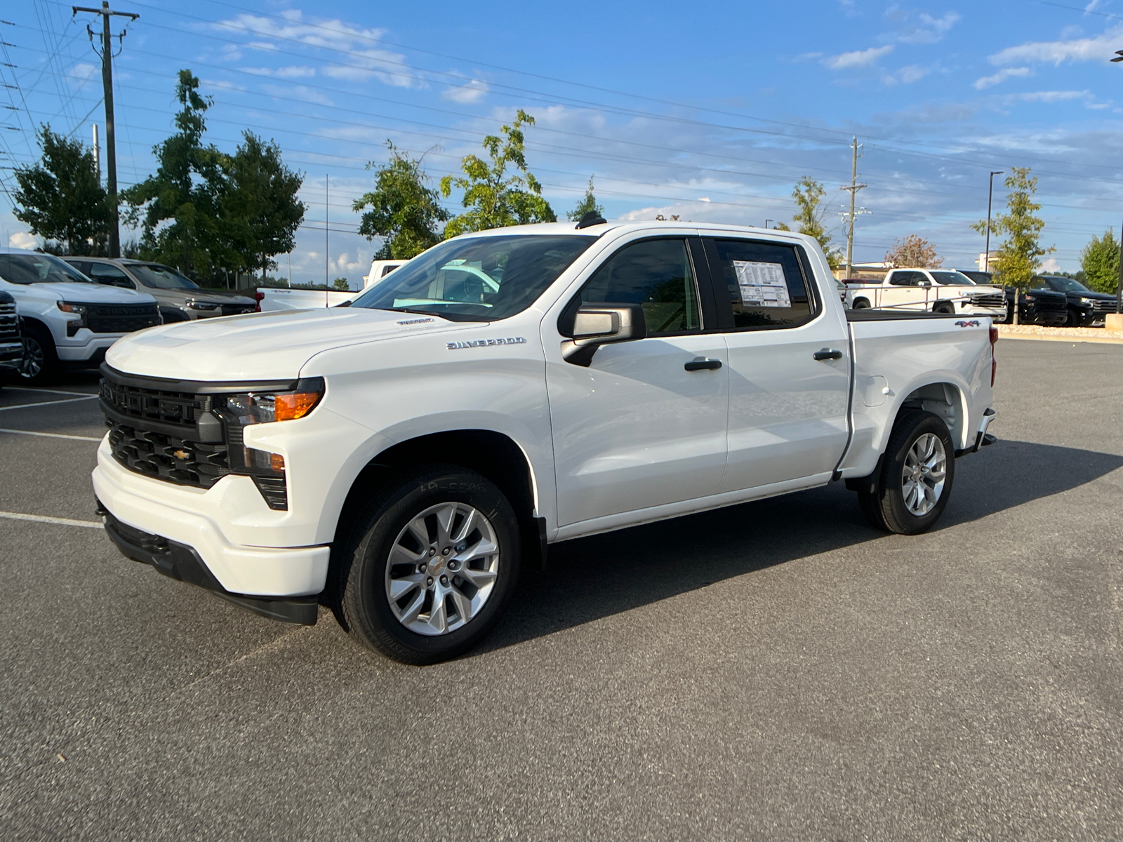 2025 Chevrolet Silverado 1500 Custom 1