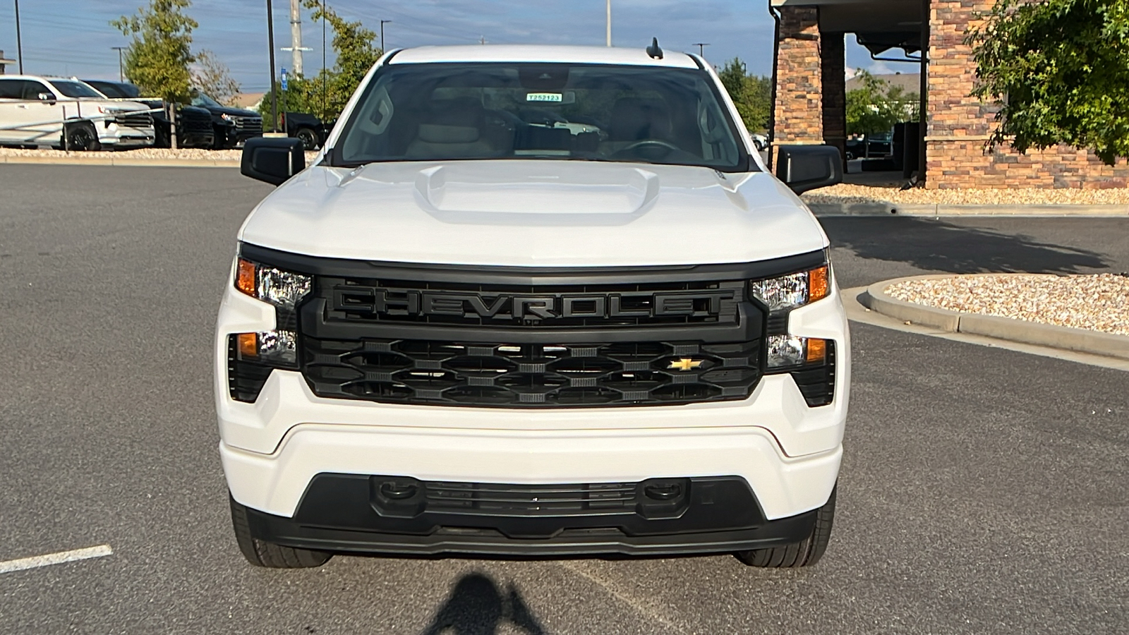 2025 Chevrolet Silverado 1500 Custom 3