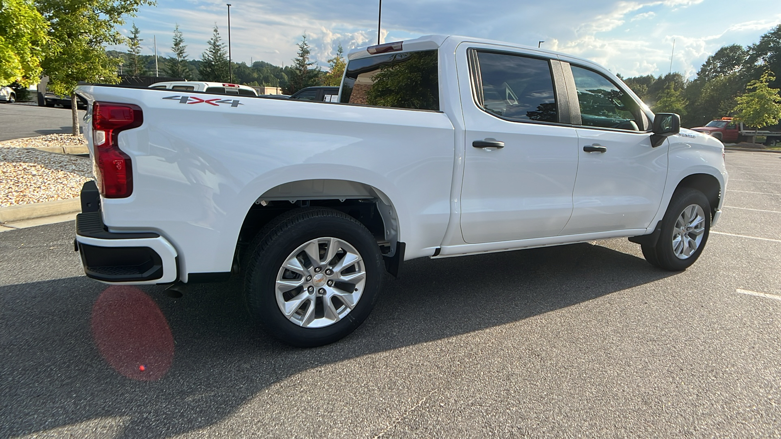 2025 Chevrolet Silverado 1500 Custom 6