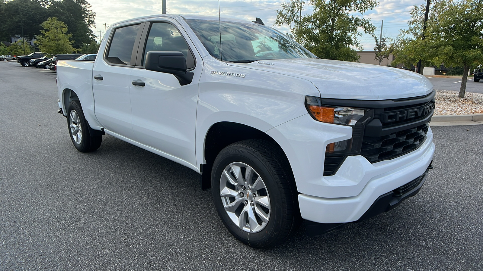 2025 Chevrolet Silverado 1500 Custom 4