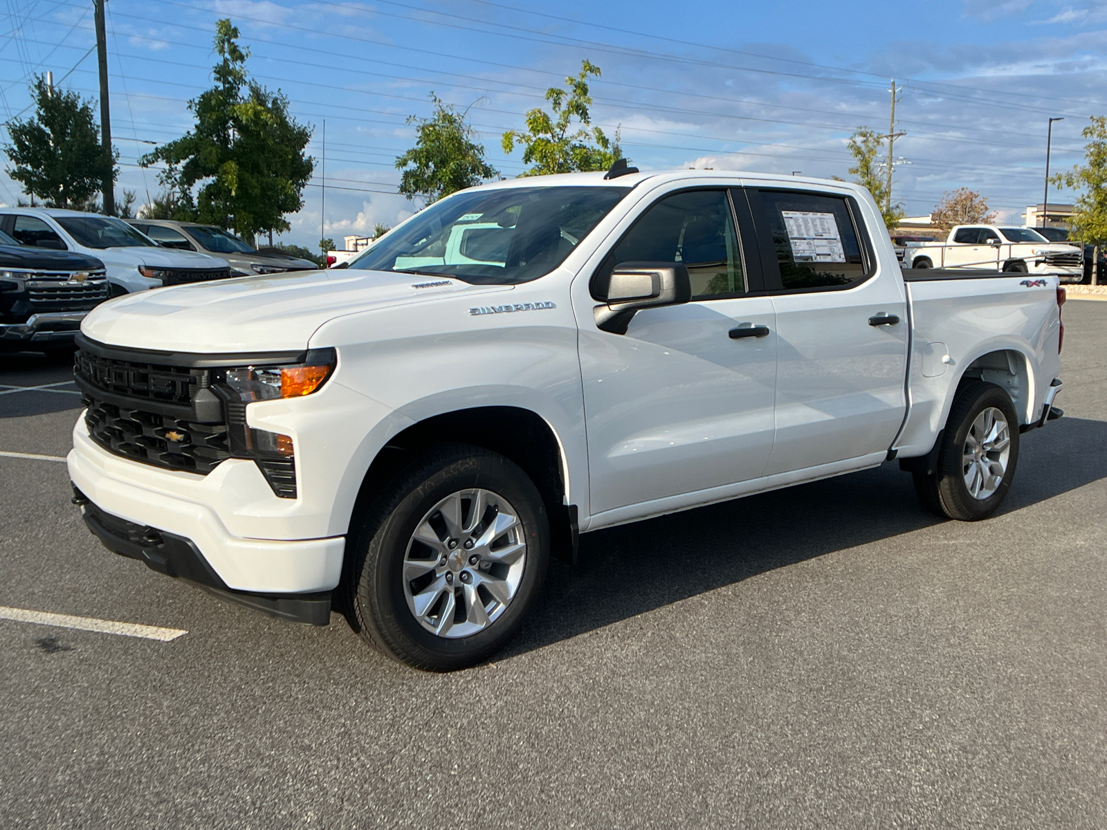 2025 Chevrolet Silverado 1500 Custom 1