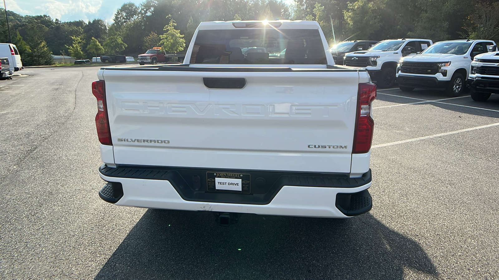 2025 Chevrolet Silverado 1500 Custom 7