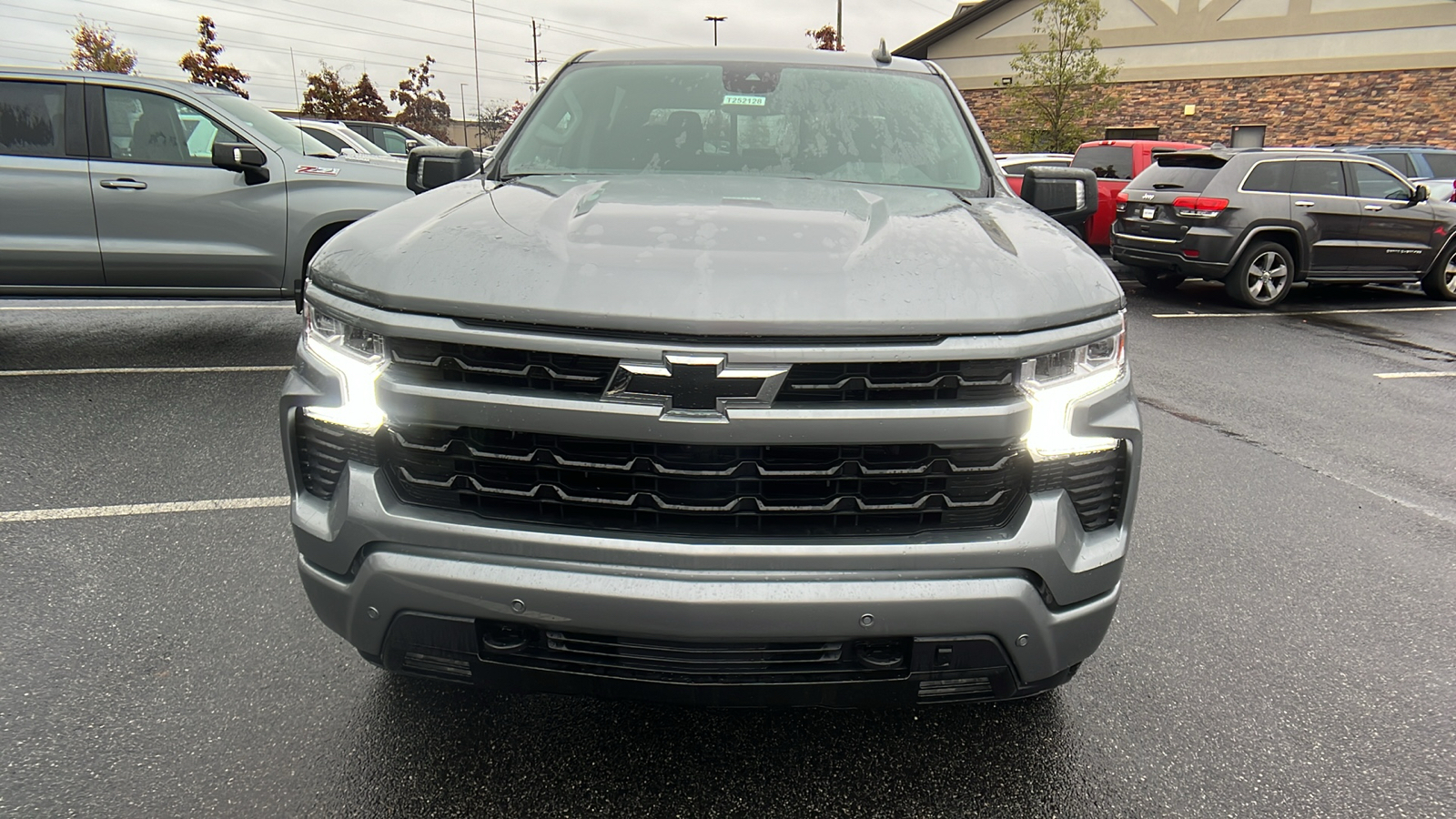 2025 Chevrolet Silverado 1500 RST 3