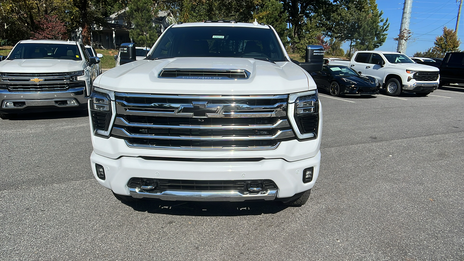 2025 Chevrolet Silverado 3500HD High Country 2