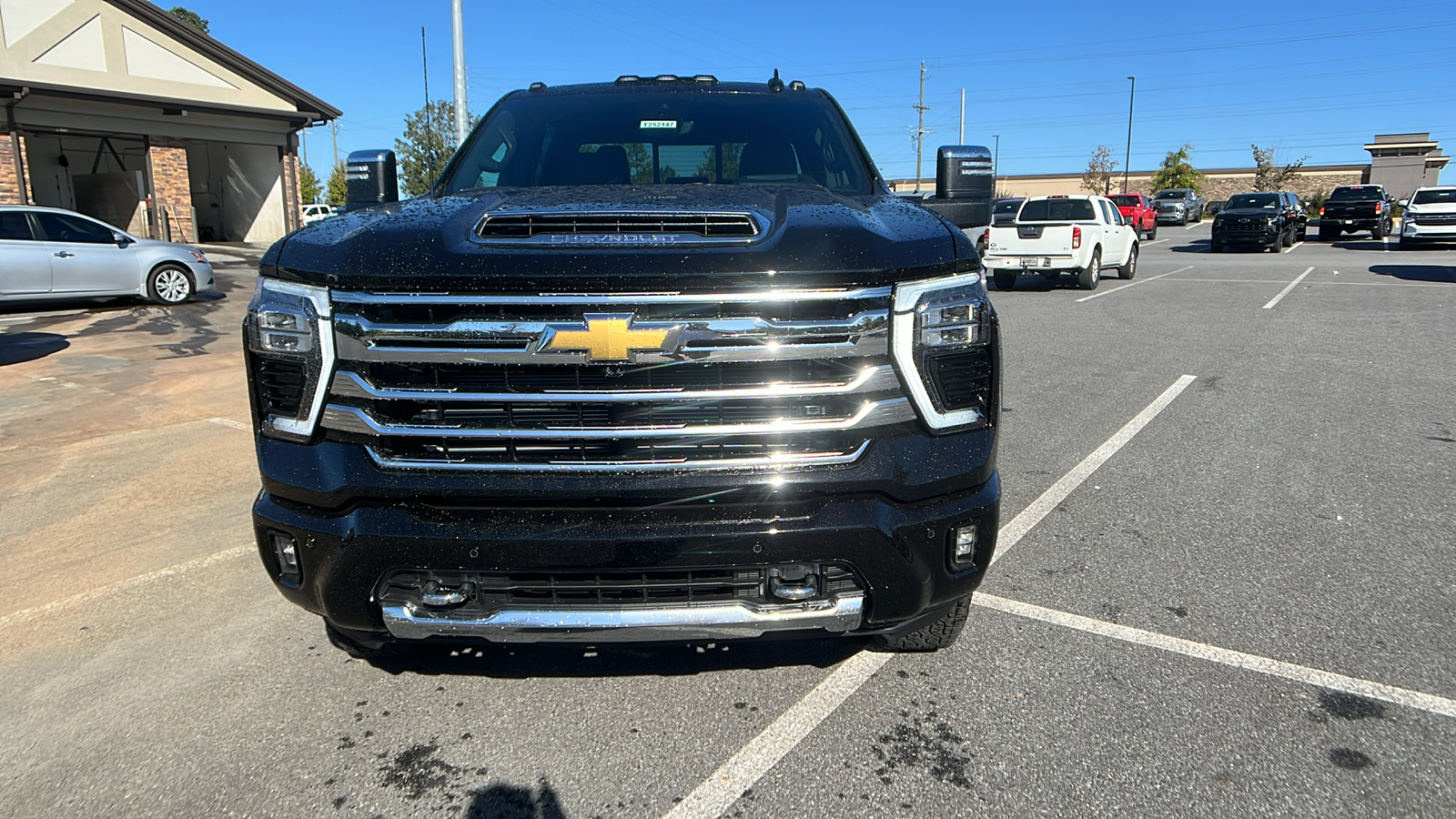 2025 Chevrolet Silverado 3500HD High Country 2