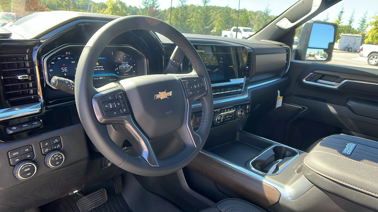 2025 Chevrolet Silverado 3500HD High Country 16