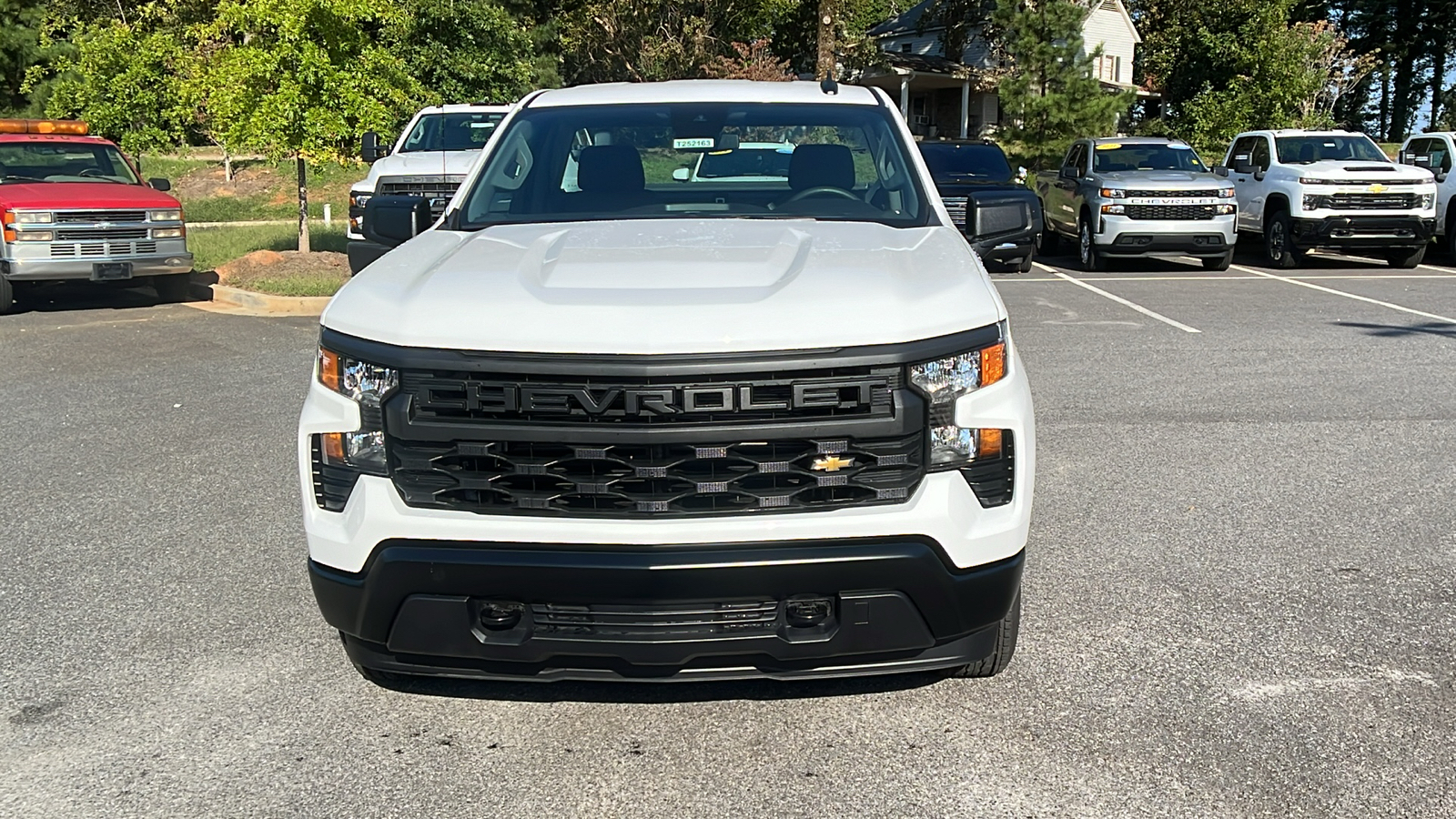 2025 Chevrolet Silverado 1500 Work Truck 3