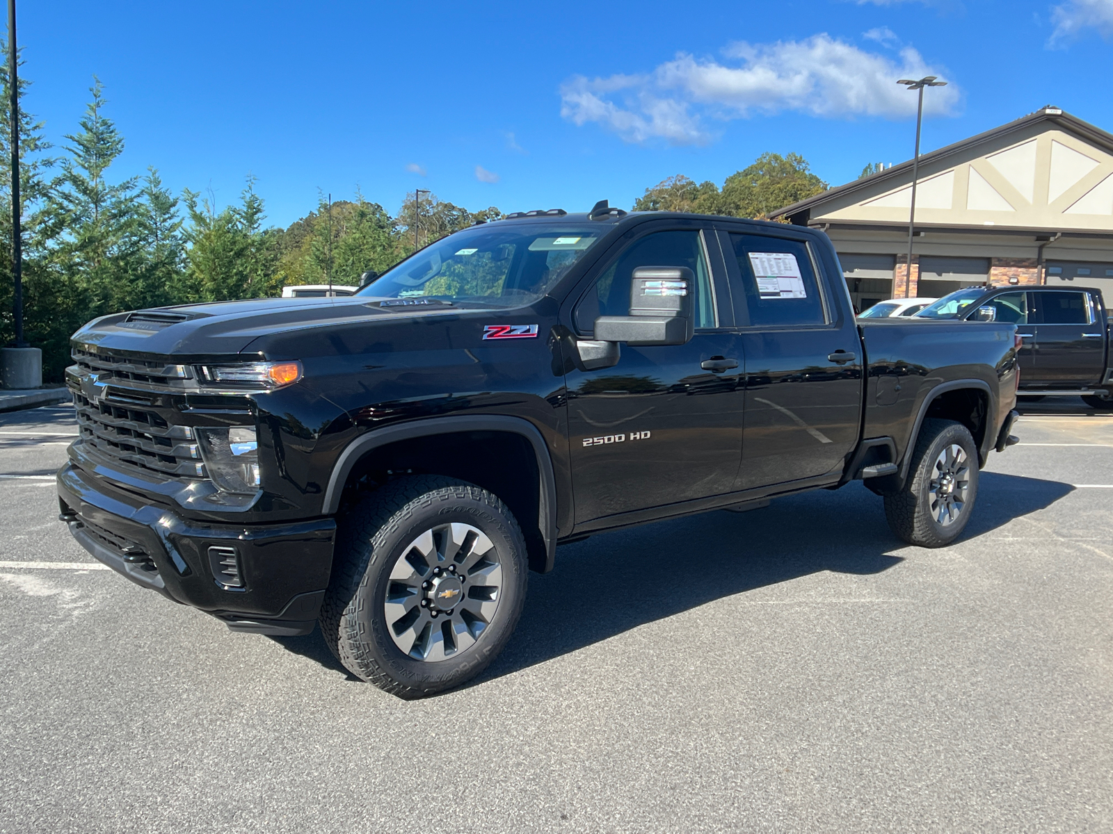 2025 Chevrolet Silverado 2500HD Custom 1