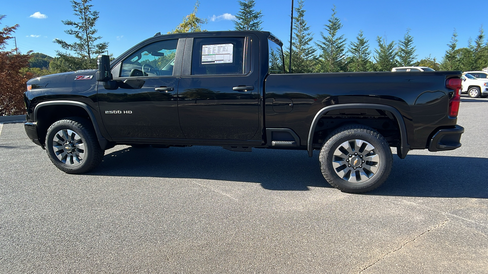 2025 Chevrolet Silverado 2500HD Custom 8