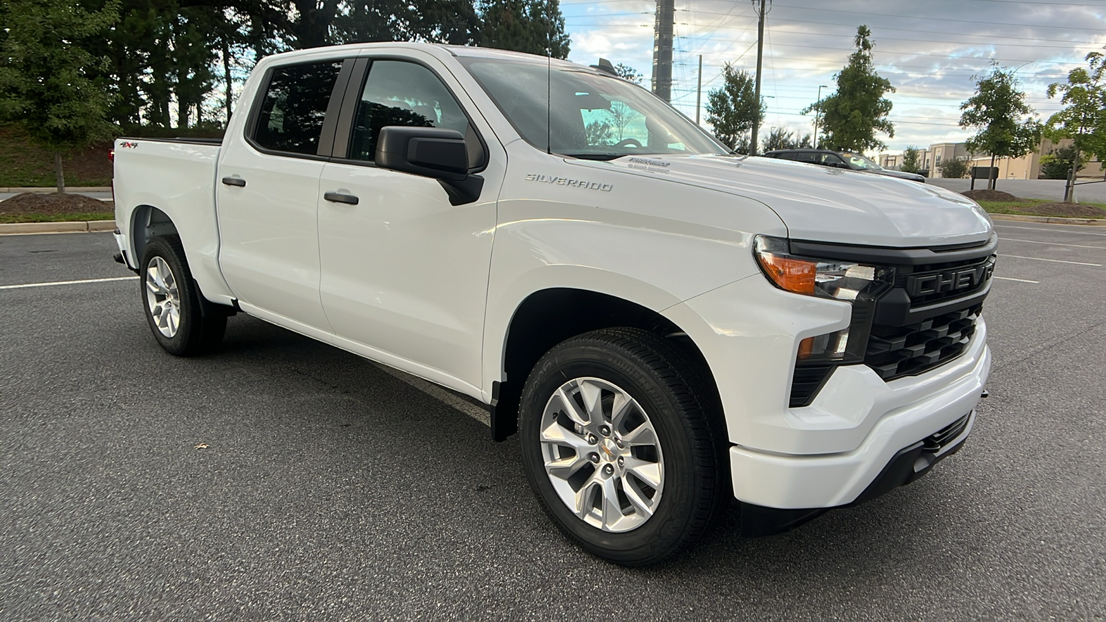 2025 Chevrolet Silverado 1500 Custom 4