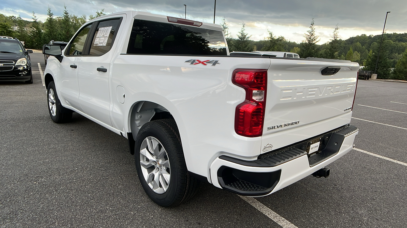 2025 Chevrolet Silverado 1500 Custom 8