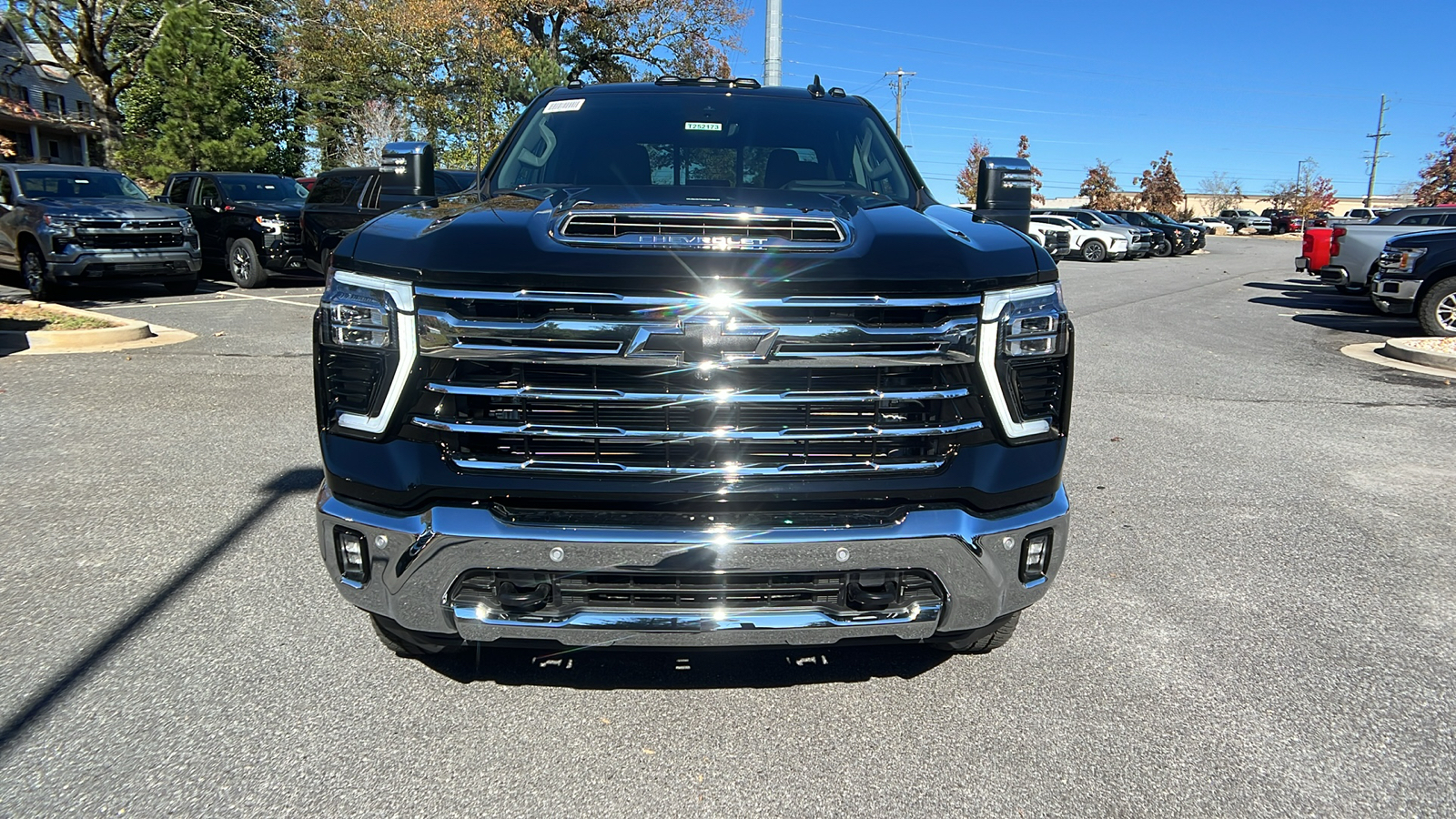 2025 Chevrolet Silverado 2500HD LTZ 2