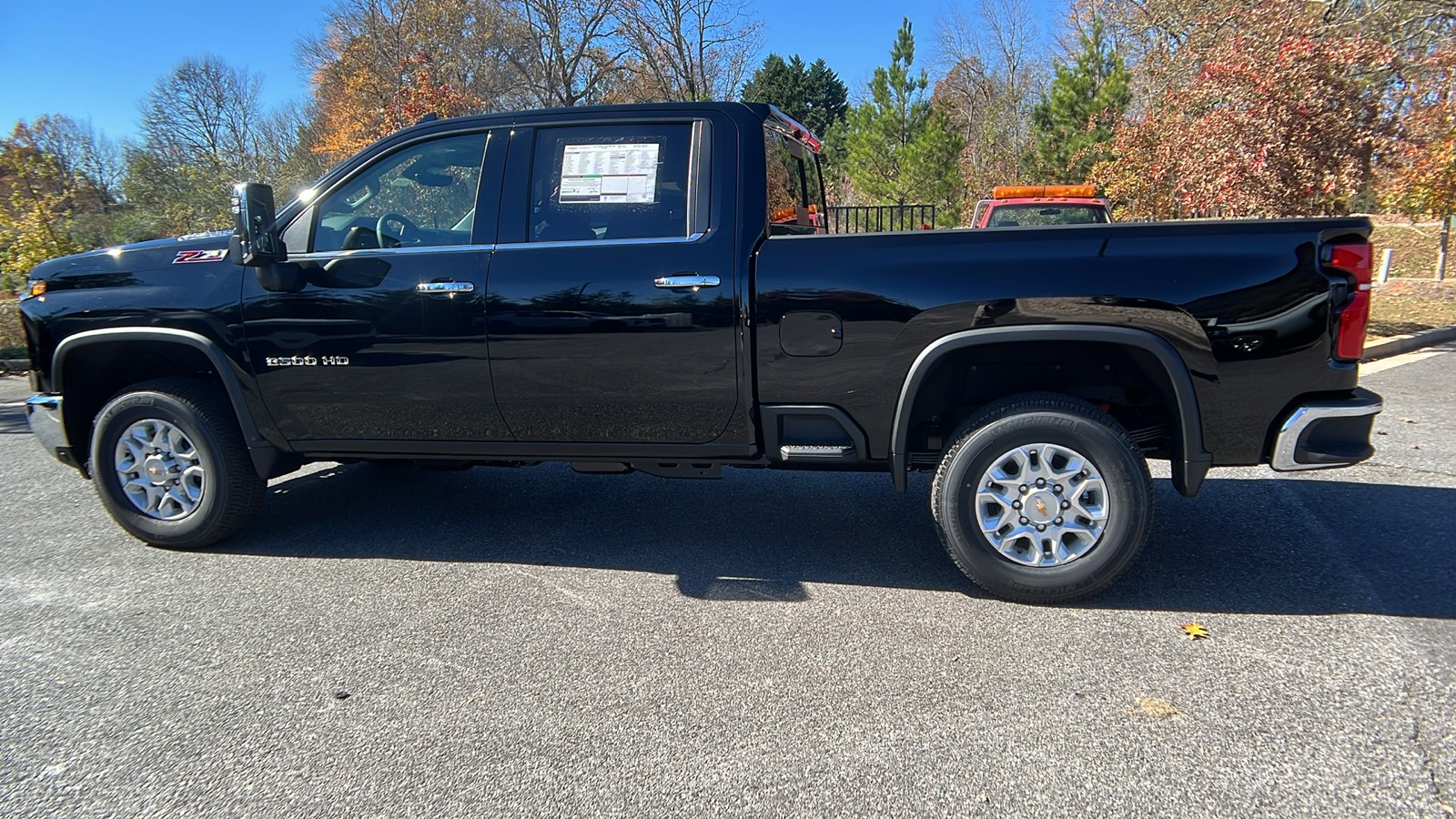 2025 Chevrolet Silverado 2500HD LTZ 8