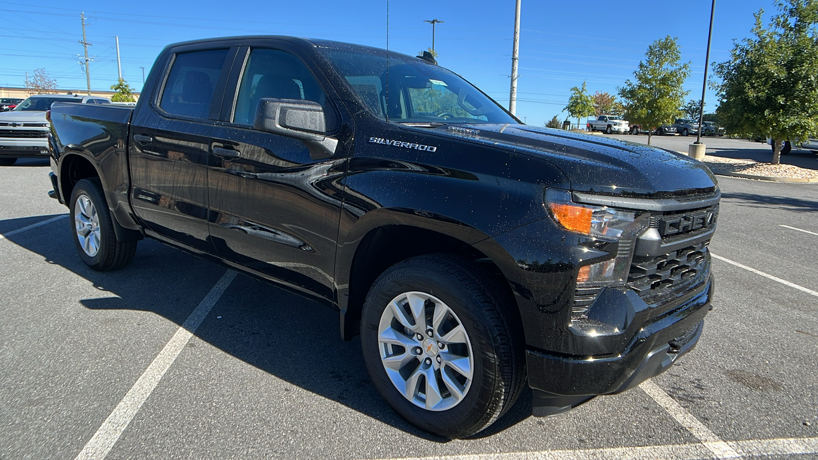 2025 Chevrolet Silverado 1500 Custom 4