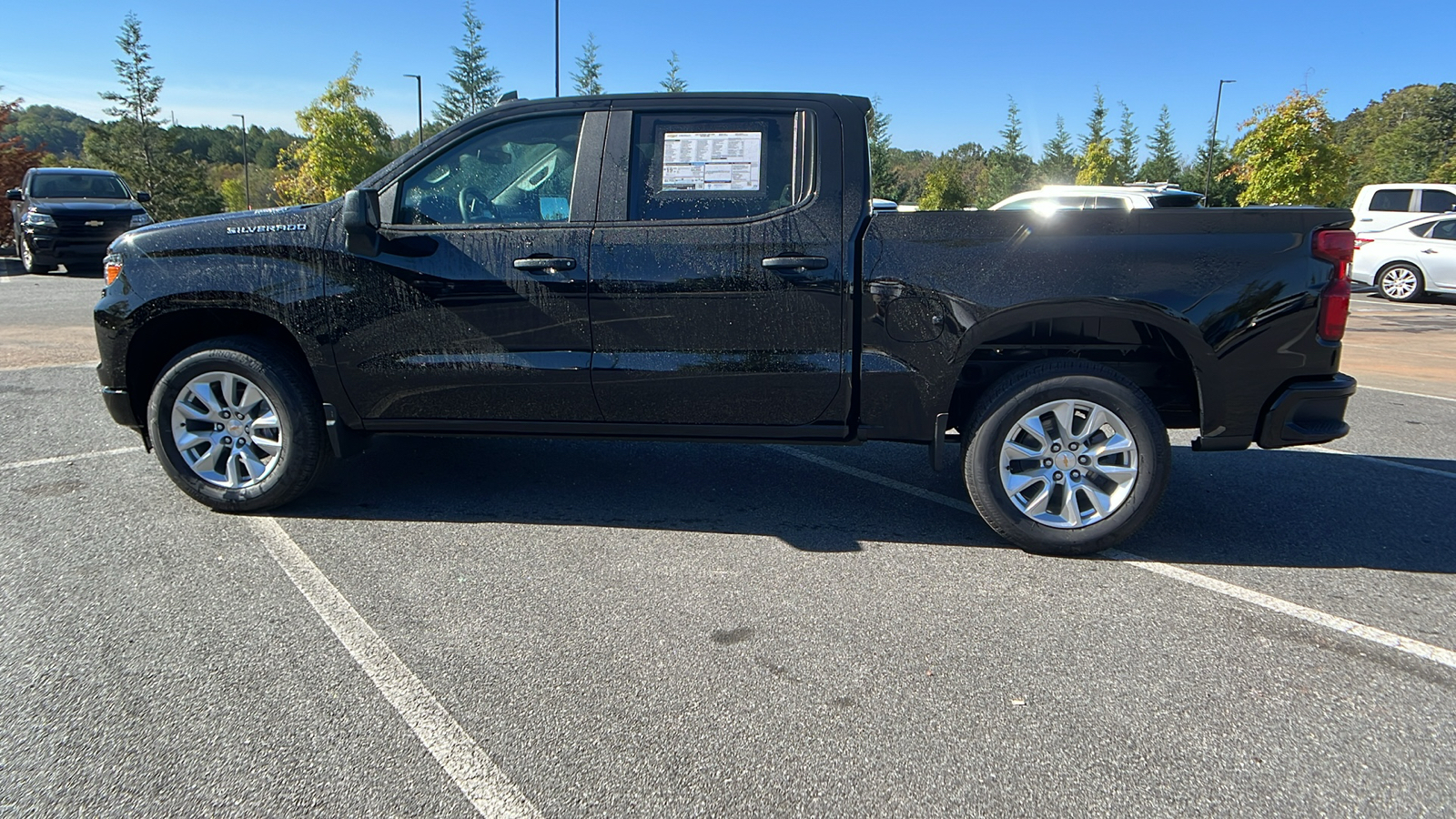 2025 Chevrolet Silverado 1500 Custom 9