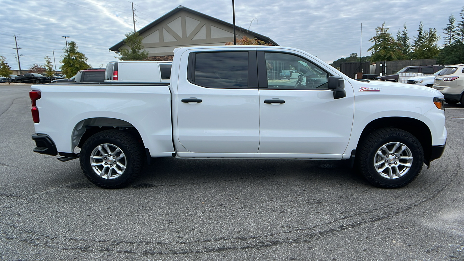 2025 Chevrolet Silverado 1500 Work Truck 5