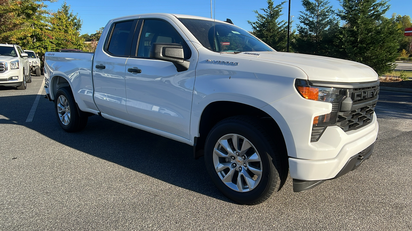 2025 Chevrolet Silverado 1500 Custom 3