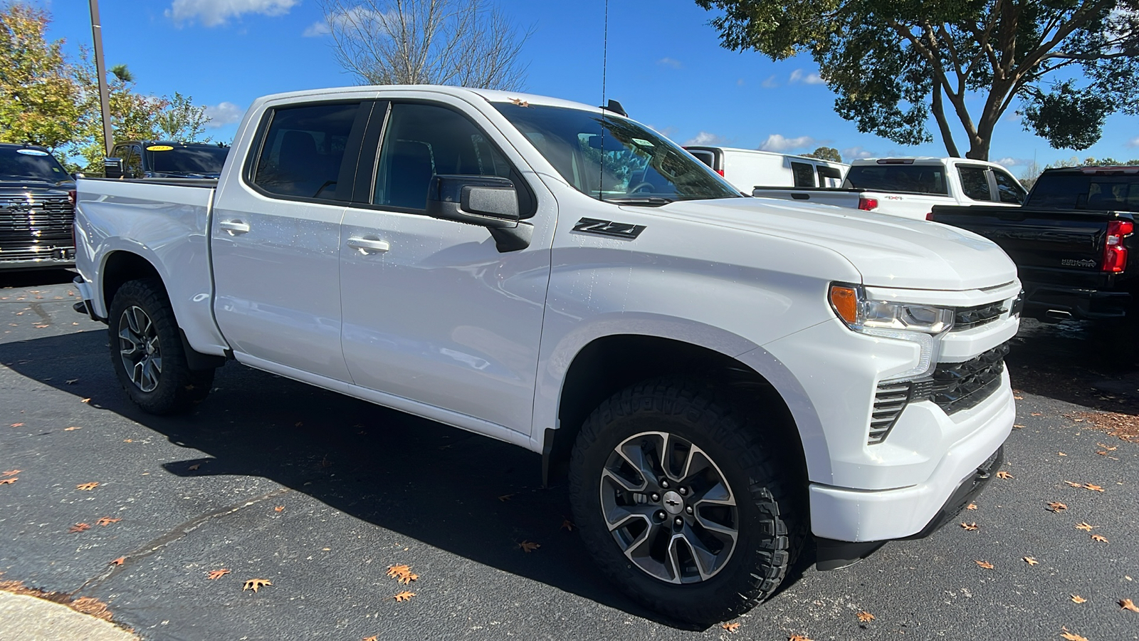 2025 Chevrolet Silverado 1500 RST 4