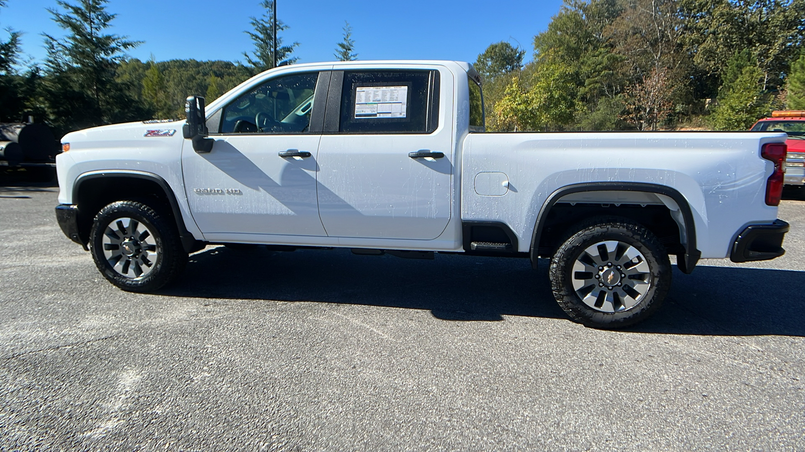 2025 Chevrolet Silverado 2500HD Custom 8