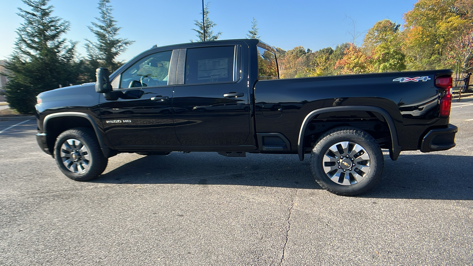 2025 Chevrolet Silverado 2500HD Custom 8