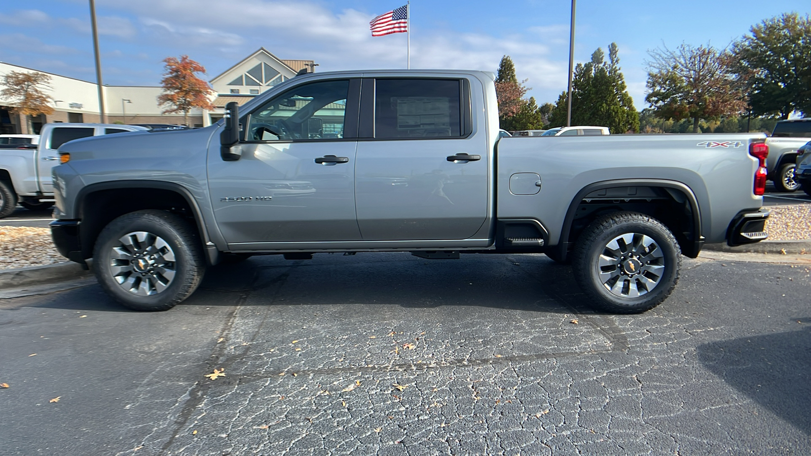 2025 Chevrolet Silverado 2500HD Custom 8