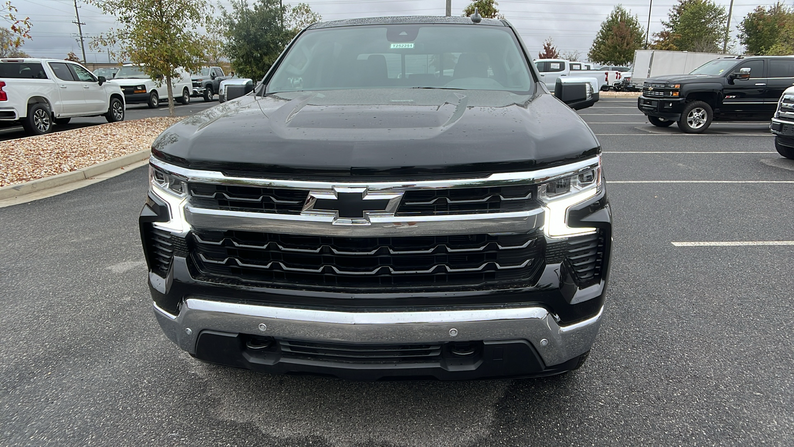 2025 Chevrolet Silverado 1500 RST 3