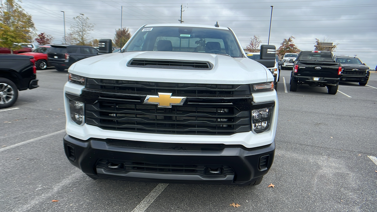 2025 Chevrolet Silverado 3500HD Work Truck 2