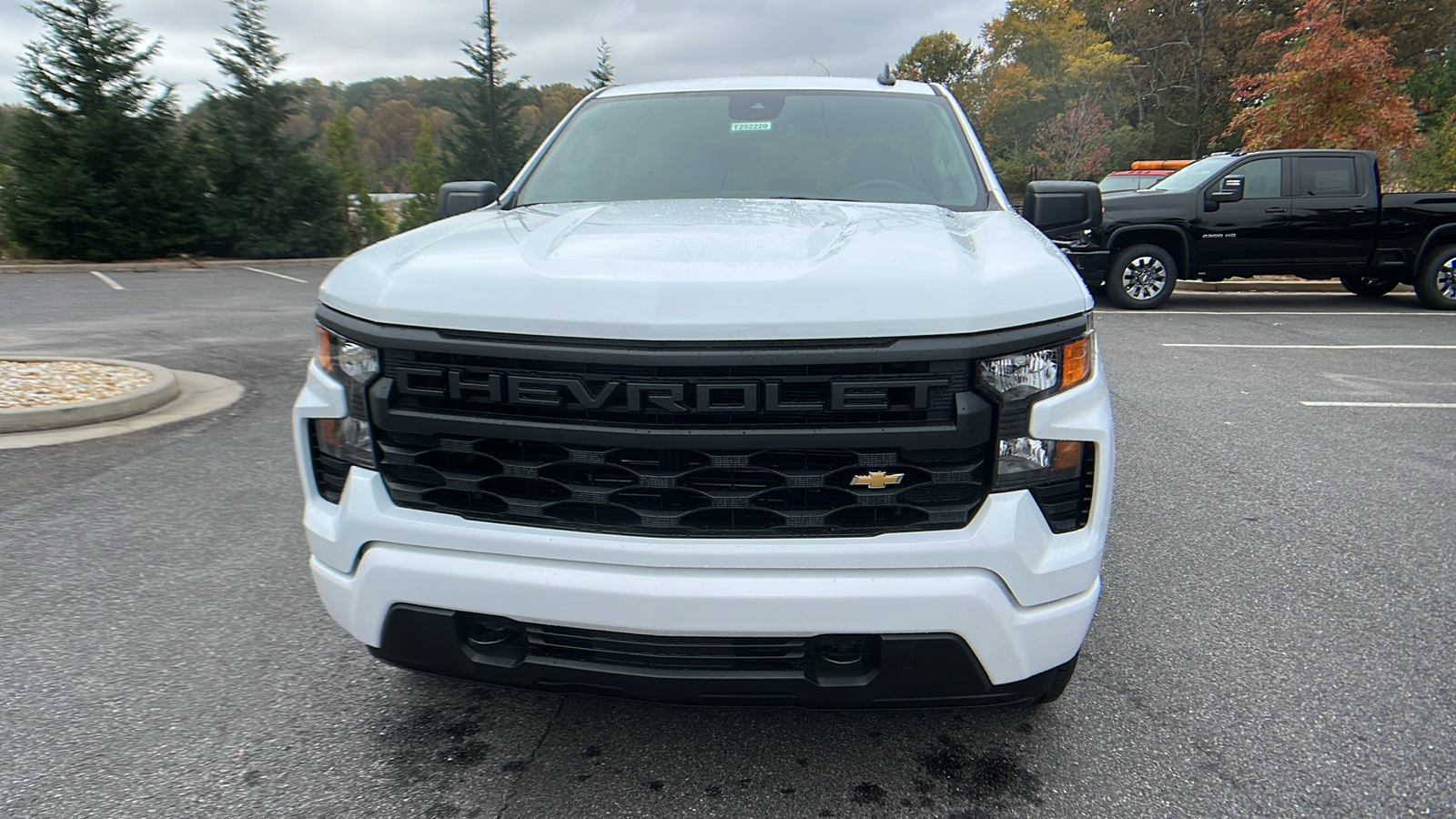 2025 Chevrolet Silverado 1500 Custom 3