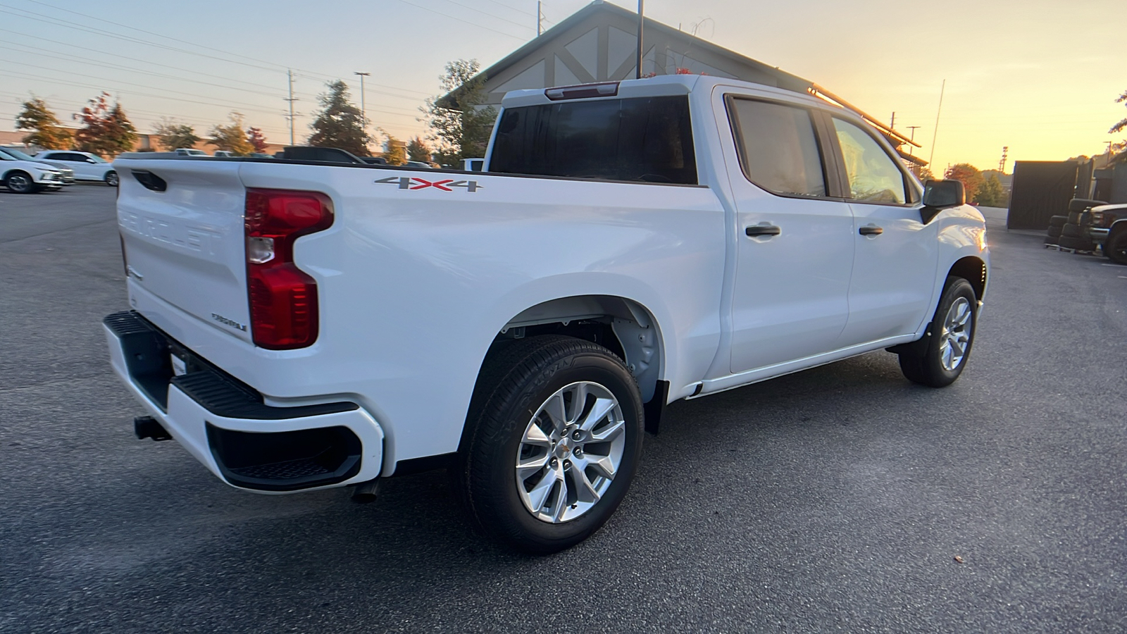 2025 Chevrolet Silverado 1500 Custom 6