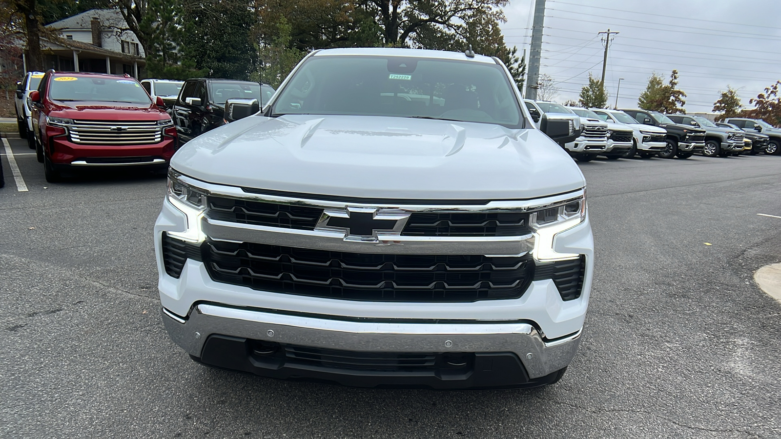 2025 Chevrolet Silverado 1500 LT 3