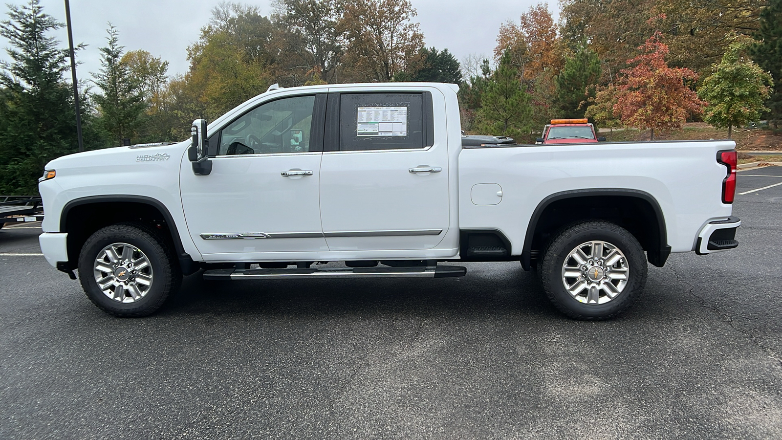 2025 Chevrolet Silverado 2500HD High Country 8