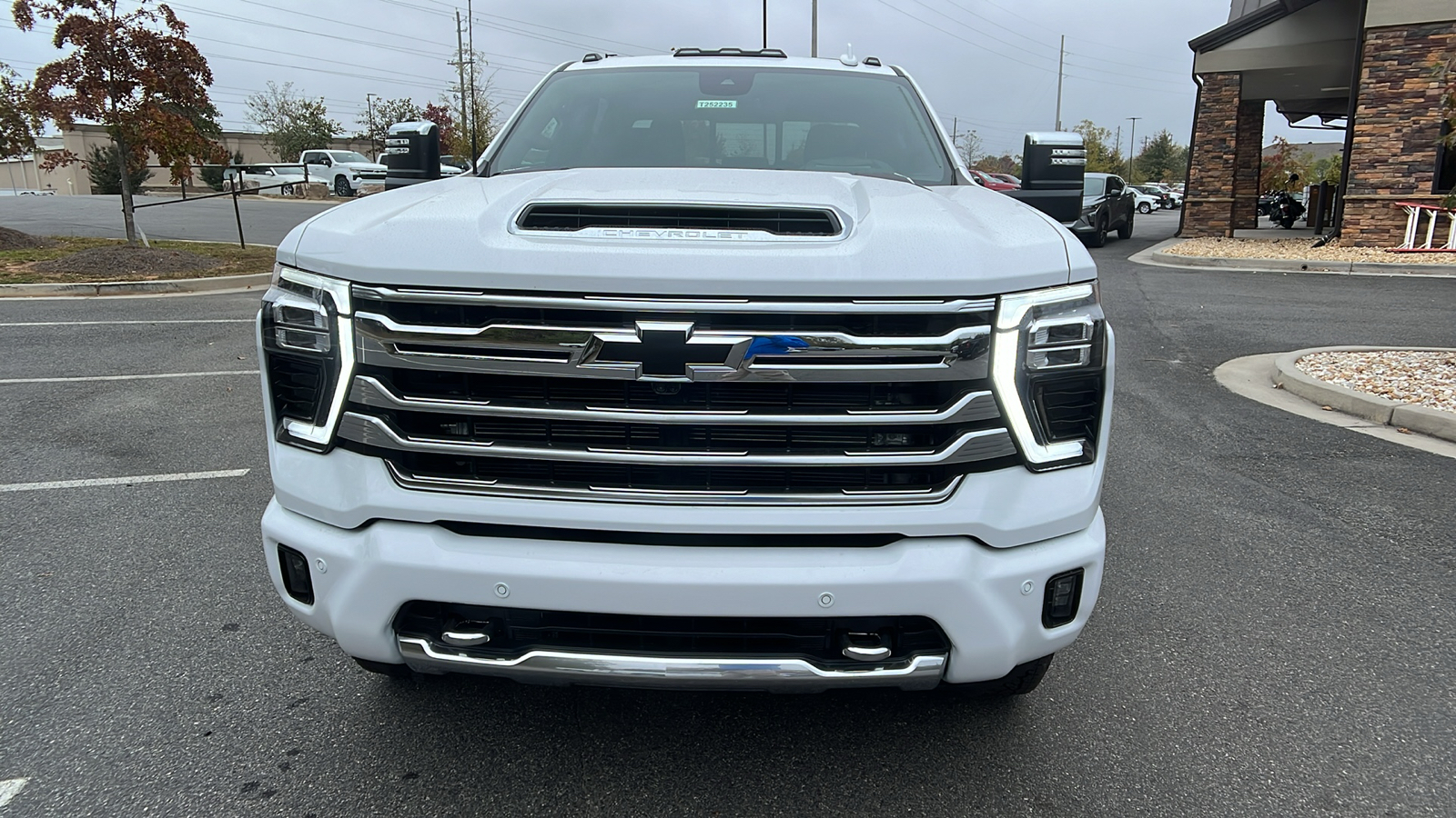 2025 Chevrolet Silverado 3500HD High Country 2