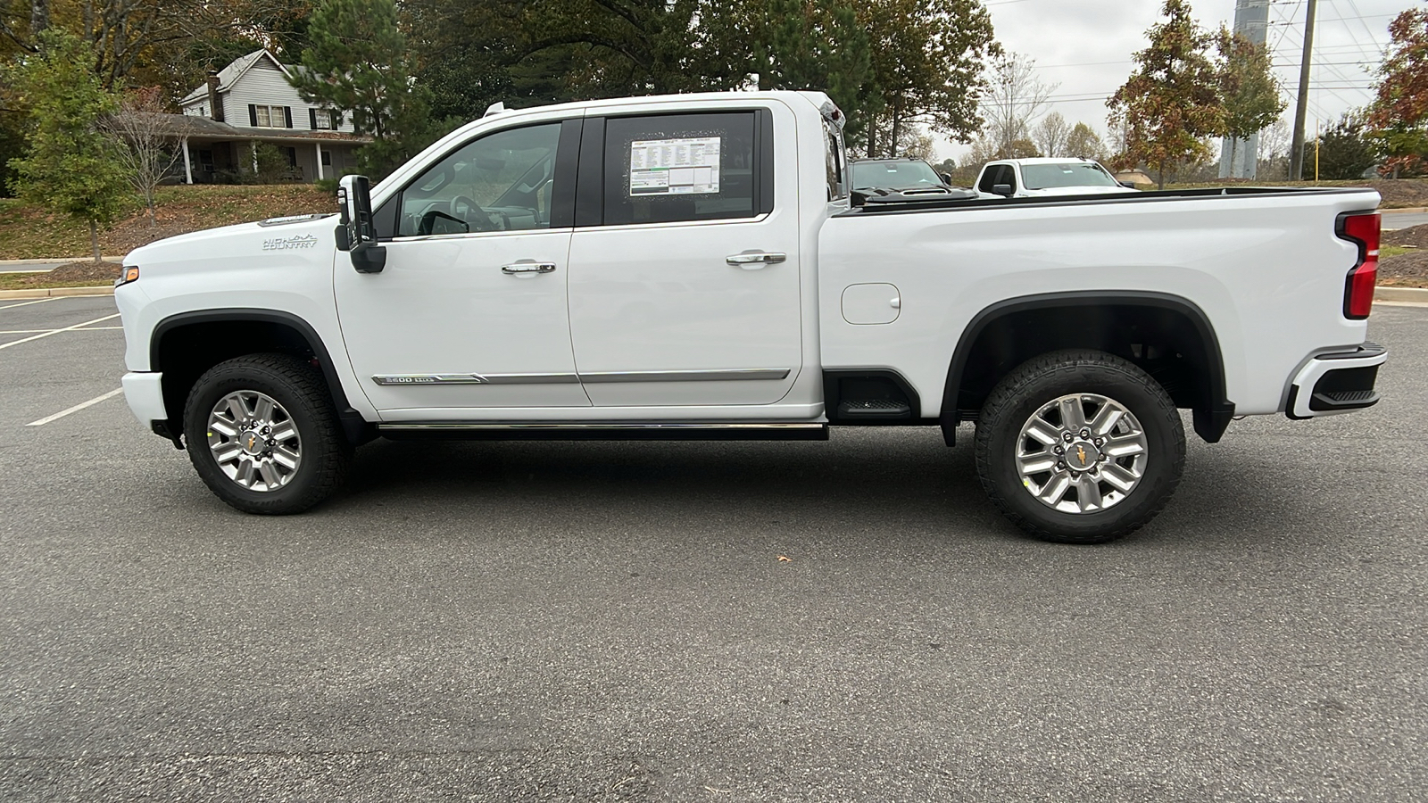 2025 Chevrolet Silverado 3500HD High Country 8