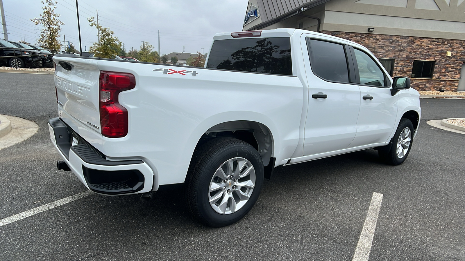 2025 Chevrolet Silverado 1500 Custom 5