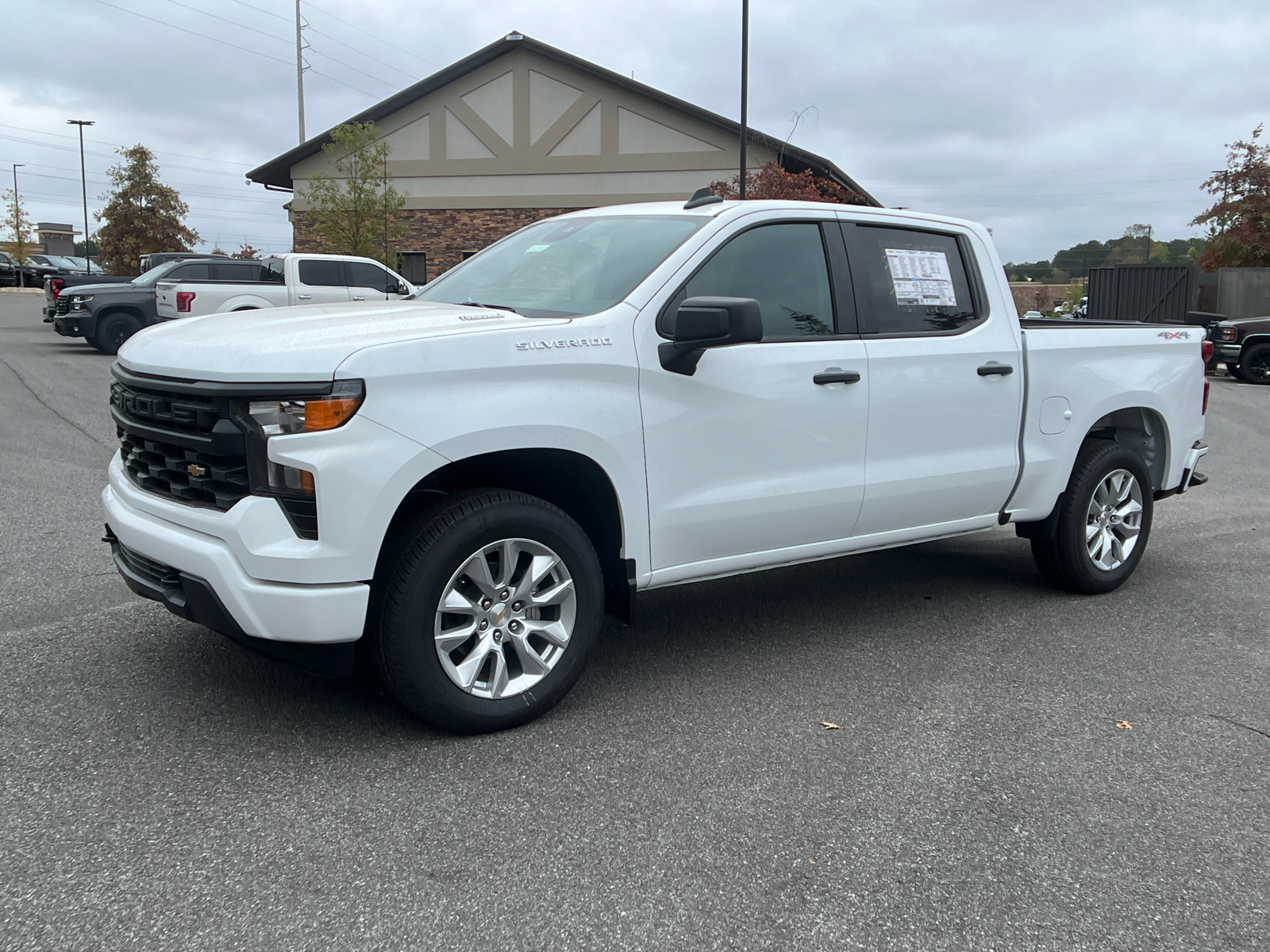 2025 Chevrolet Silverado 1500 Custom 1