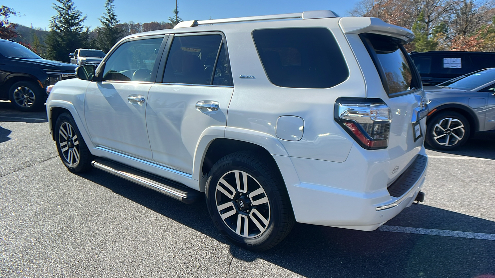 2017 Toyota 4Runner SR5 Premium 8