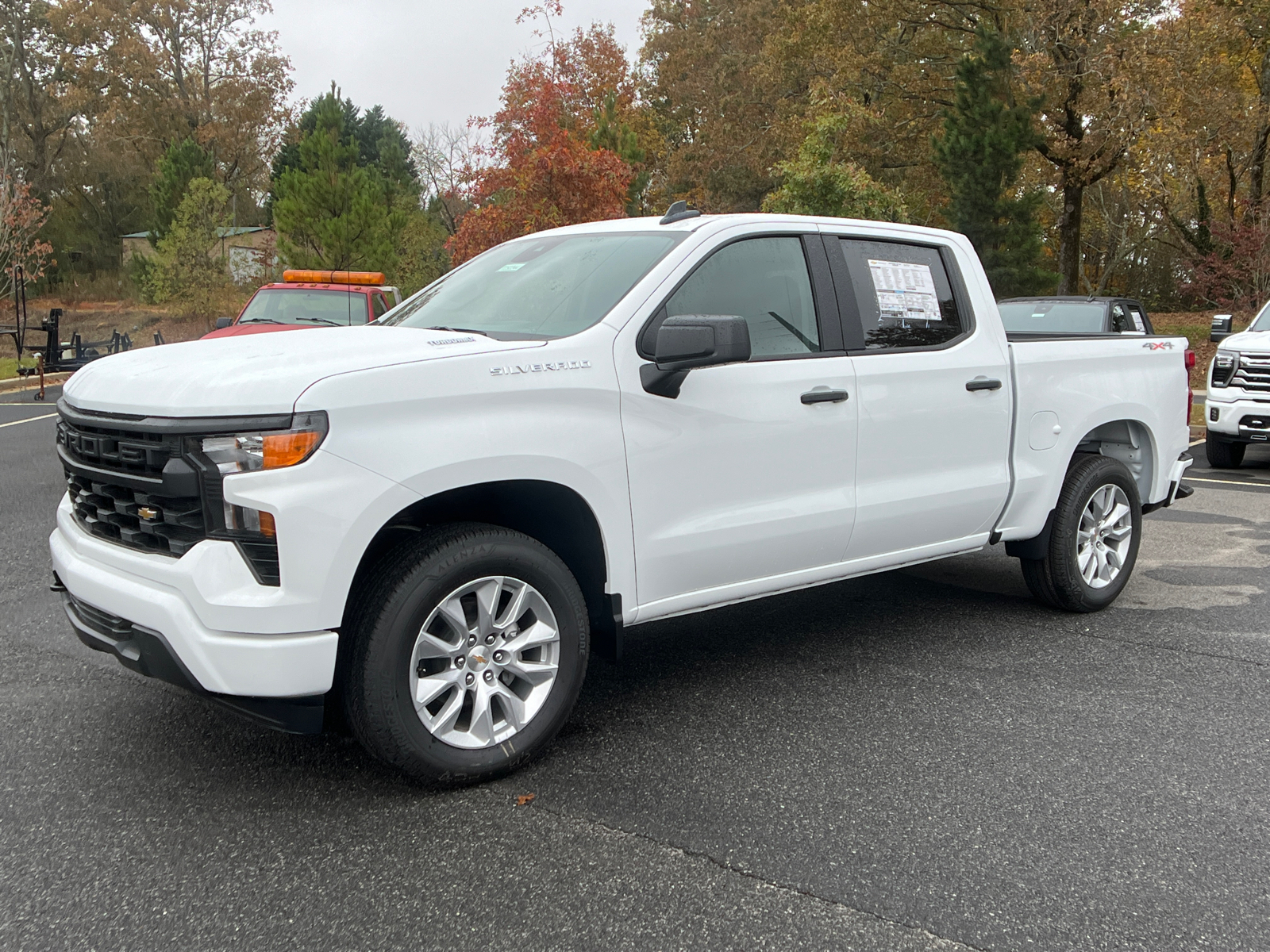 2025 Chevrolet Silverado 1500 Custom 1