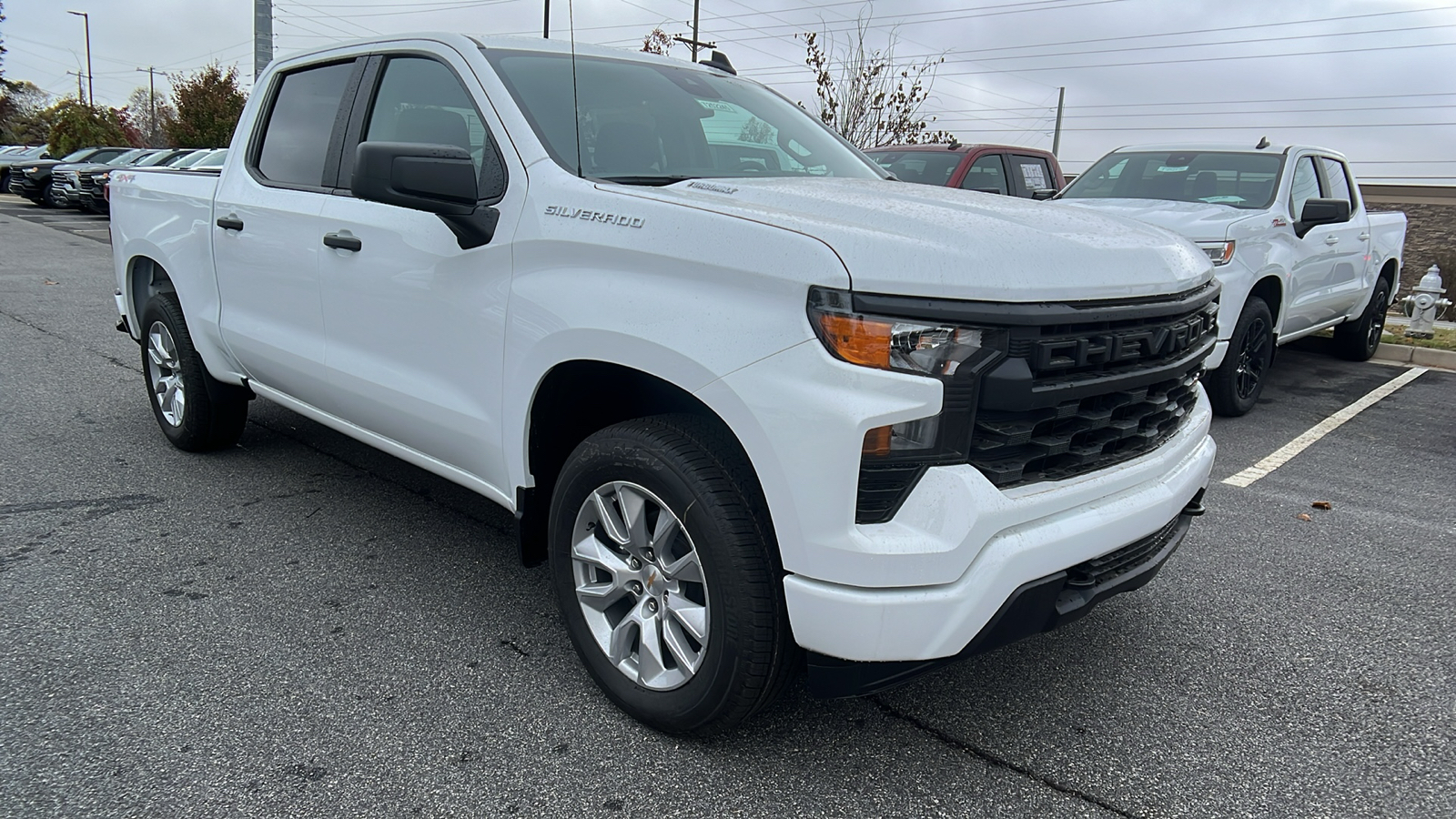 2025 Chevrolet Silverado 1500 Custom 4