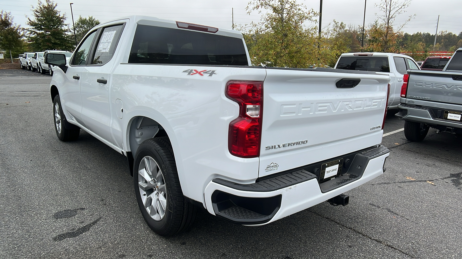 2025 Chevrolet Silverado 1500 Custom 8